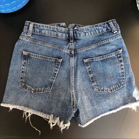 Denim shorts - Picture 3 of 5